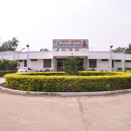 Hotel Lumbini International Bodhgaya Bagian luar foto