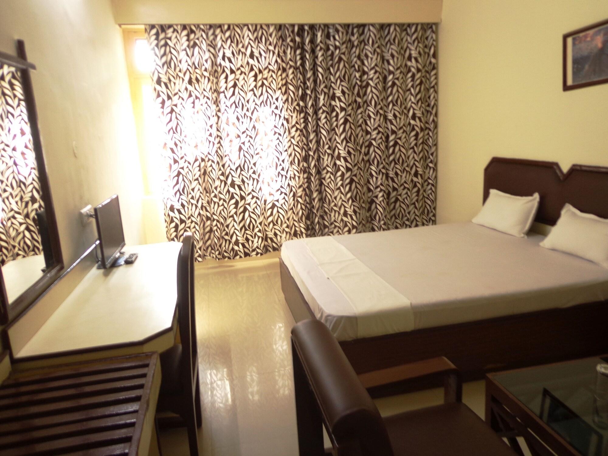 Hotel Lumbini International Bodhgaya Bagian luar foto