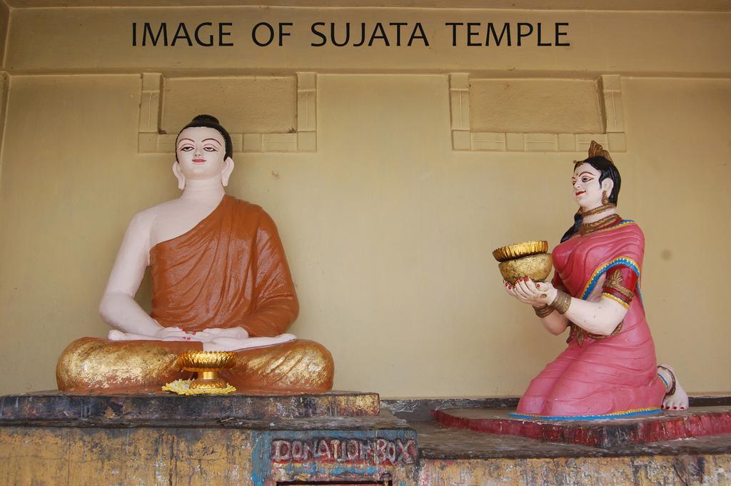 Hotel Lumbini International Bodhgaya Bagian luar foto